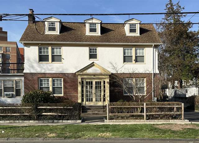 Property at 111 Leland Ave, New Rochelle, NY 10805, 3 beds, 2 baths