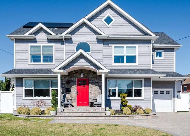 Property at 924 Van Buren Ave, Franklin Square, NY 11010, 4 beds, 2.5 baths