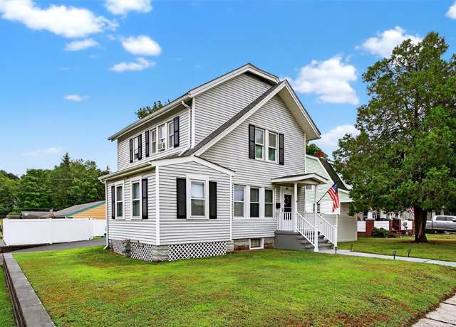 Property at 3 Dubois St, Port Jervis, NY 12771, 3 beds, 1 bath