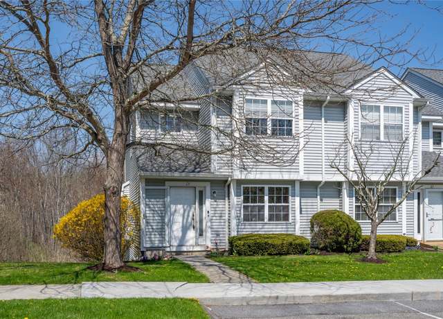 Property at 24 Timberline Trl, Pawling, NY 12564, 2 beds, 2.5 baths