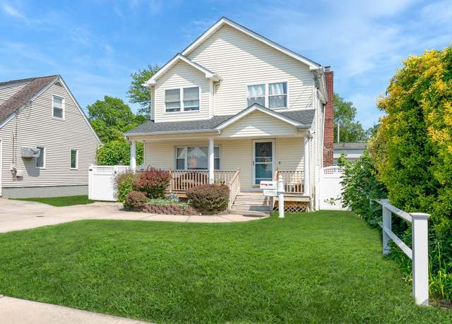 Property at 1450 Tadmor St, Merrick, NY 11566, 4 beds, 2 baths