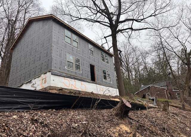 Property at 525 Millbrook Dr, Esopus, NY 12429, 4 beds, 2.5 baths