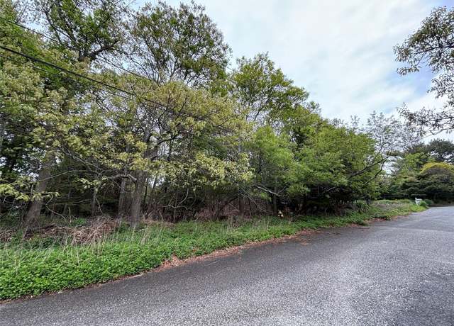 Property at 20 & 22 Grant Blvd, Hampton Bays, NY 11946