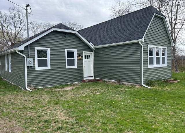 Property at 107 Cranberry Dr, Brookhaven, NY 11951, 3 beds, 2 baths