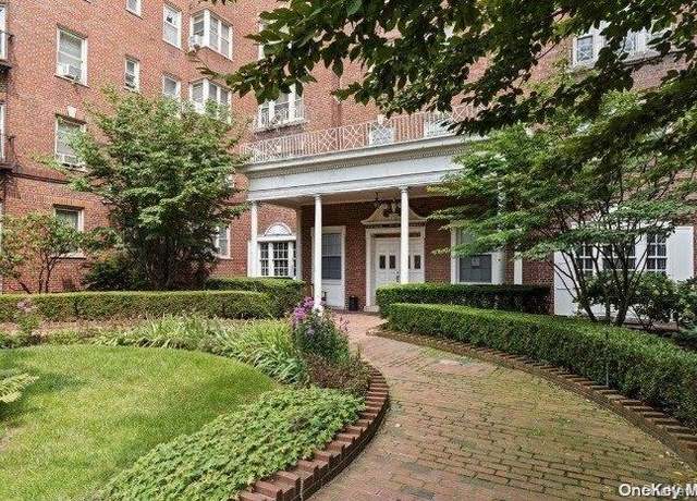 Property at 84-49 168 St Unit 6N, Jamaica Estates, NY 11432, 2 beds, 2 baths