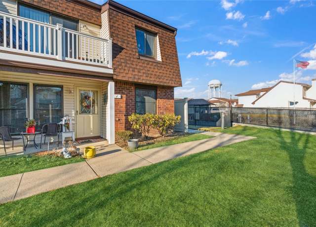 Property at 1 W Cambridge Dr #1, Copiague, NY 11726, 2 beds, 2 baths
