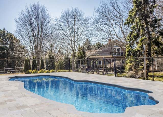 Property at 1170 Hillcrest Dr, Orient, NY 11957, 3 beds, 2.5 baths