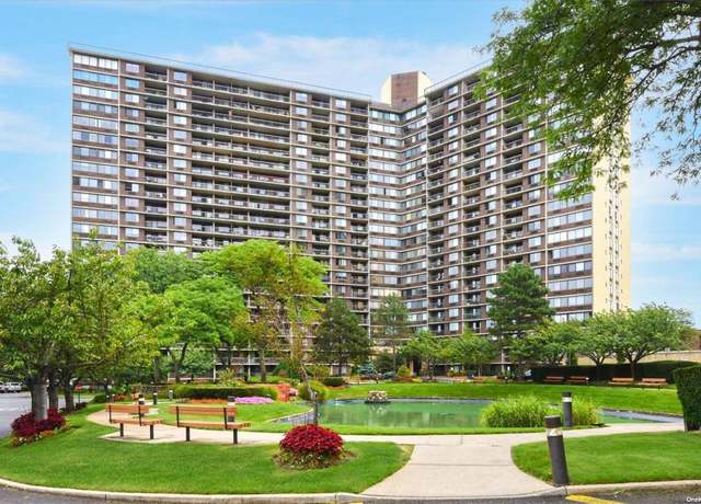 Property at 2 Bay Club Dr Unit 3Z3, Bayside, NY 11360, 2 beds, 2 baths
