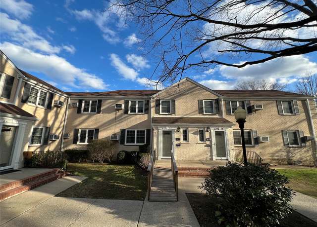 Property at 64-17 Springfield Blvd Unit B, Oakland Gardens, NY 11364, 3 beds, 2 baths