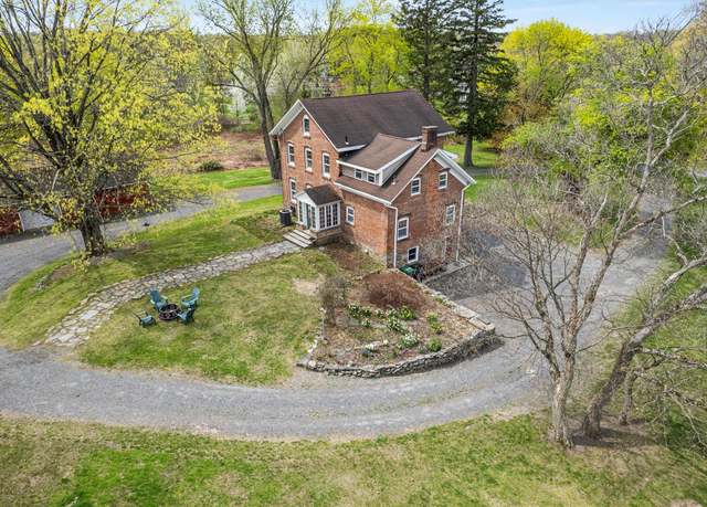 Property at 353 Berea Rd, Walden, NY 12586, 4 beds, 2.5 baths