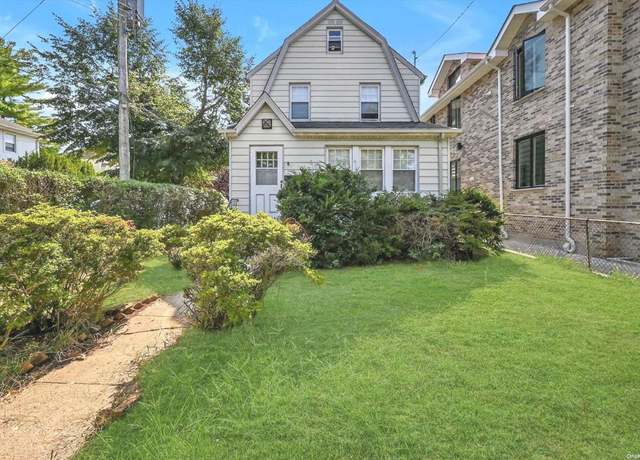 Property at 45-18 Glenwood St, Little Neck, NY 11362, 3 beds, 2.5 baths