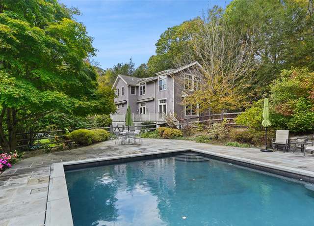 Property at 27 Dingle Ridge Rd, North Salem, NY 10560, 4 beds, 3.5 baths