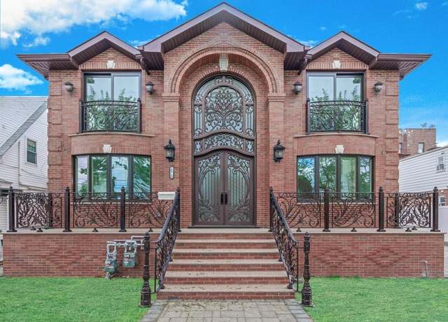 Property at 146-15 Holly Ave, Flushing, NY 11355, 6 beds, 7 baths