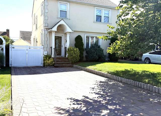 Property at 166-36 23rd Ave, Whitestone, NY 11357, 3 beds, 3 baths