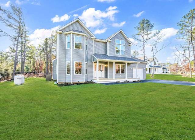Property at 2 Mill Ln, Medford, NY 11763, 4 beds, 2.5 baths