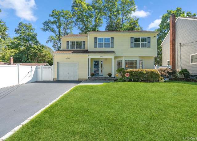 Property at 2 Brush Pl, Huntington, NY 11743, 4 beds, 2.5 baths