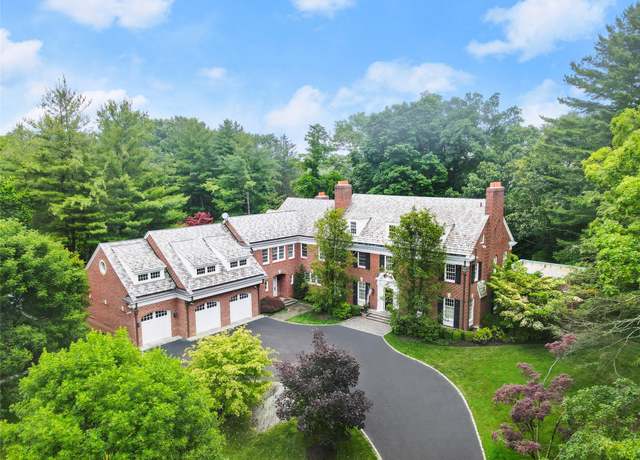 Property at 57 Old Orchard Ln, Scarsdale, NY 10583, 8 beds, 6.5 baths
