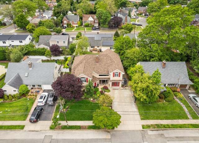 Property at 10 Bulaire, East Rockaway, NY 11518, 6 beds, 3 baths