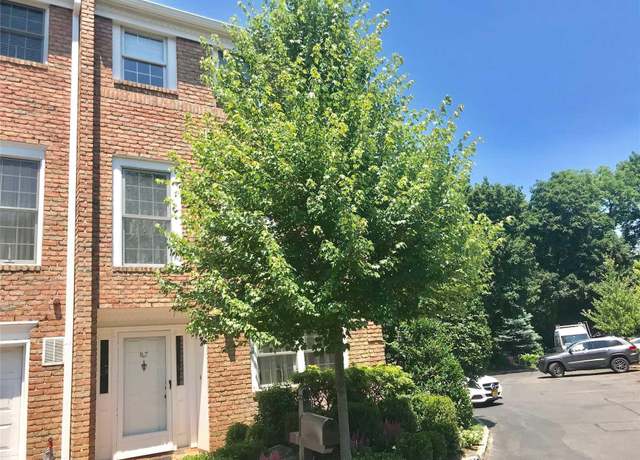 Property at 87 Marjorie Ct, Manhasset, NY 11030, 3 beds, 3 baths