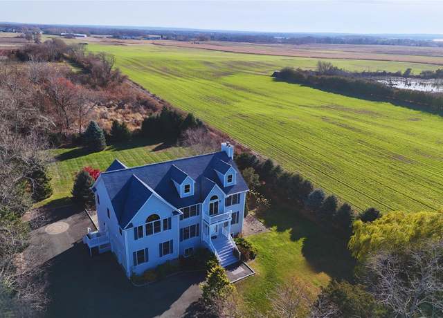 Property at 465 Sound Shore Rd, Aquebogue, NY 11901, 4 beds, 6 baths