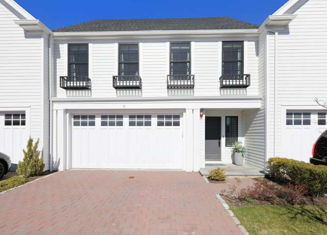 Property at 11 Lavender Ln, Rye Brook, NY 10573, 3 beds, 3.5 baths