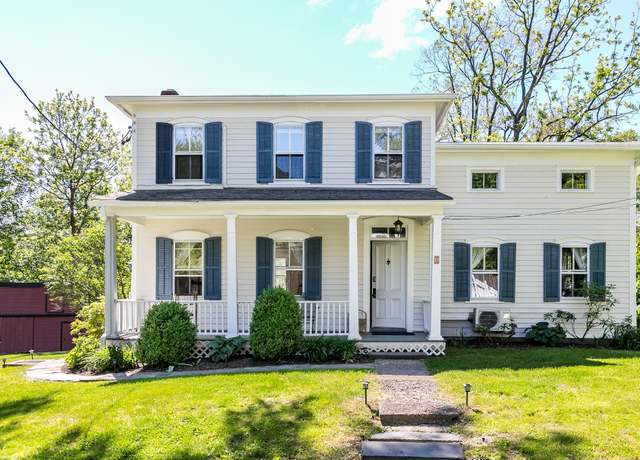 Property at 59 Cutler Hill Rd, Eddyville, NY 12401, 2 beds, 2.5 baths