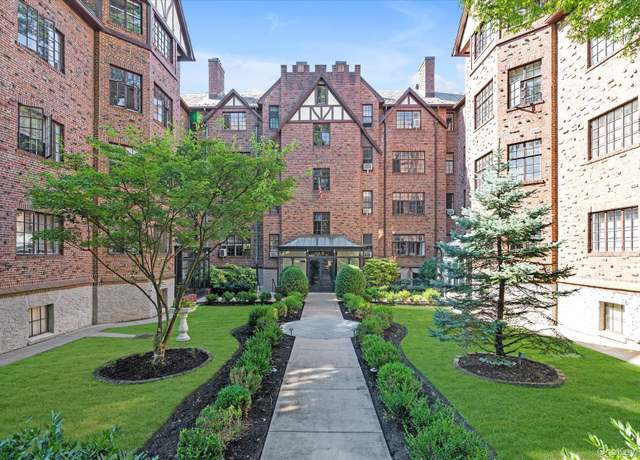 Property at 38-30 Douglaston Pkwy Unit H4, Douglaston, NY 11363, 1 bed, 1 bath