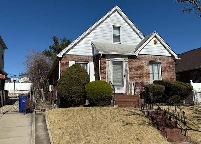 Property at 171-19 Gladwin Ave, Fresh Meadows, NY 11365, 4 beds, 1 bath