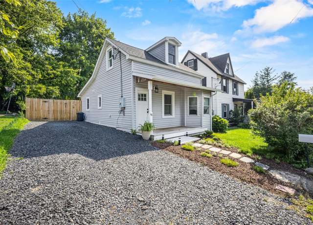 Property at 68 Silver Spring Rd, New Windsor, NY 12553, 2 beds, 1 bath