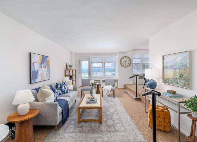 Property at 522 Shore Rd Unit 3W, Long Beach, NY 11561, 2 beds, 1 bath