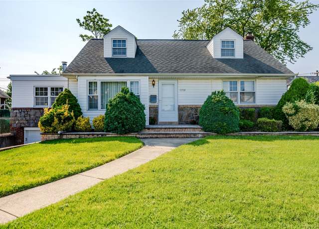 Property at 1158 Lorraine Dr, Franklin Square, NY 11010, 3 beds, 2 baths