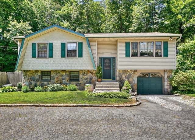 Property at 127 Bullet Hole Rd, Carmel, NY 10512, 3 beds, 2 baths