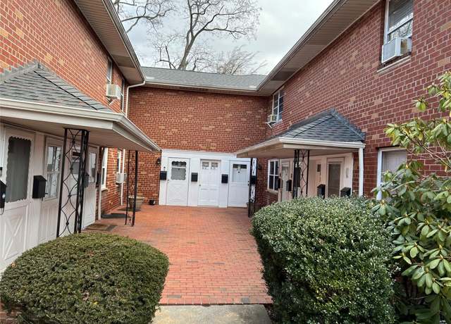 Property at 1690 Grand Ave Unit B14, Baldwin, NY 11510, 1 bed, 1 bath