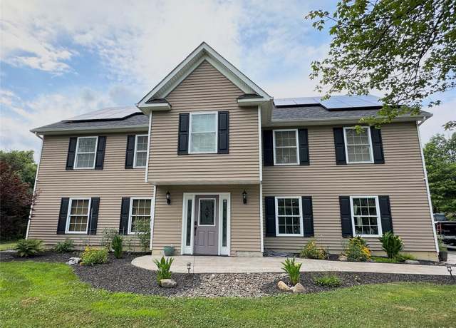 Property at 1091 Ridgebury Rd, New Hampton, NY 10958, 4 beds, 3 baths