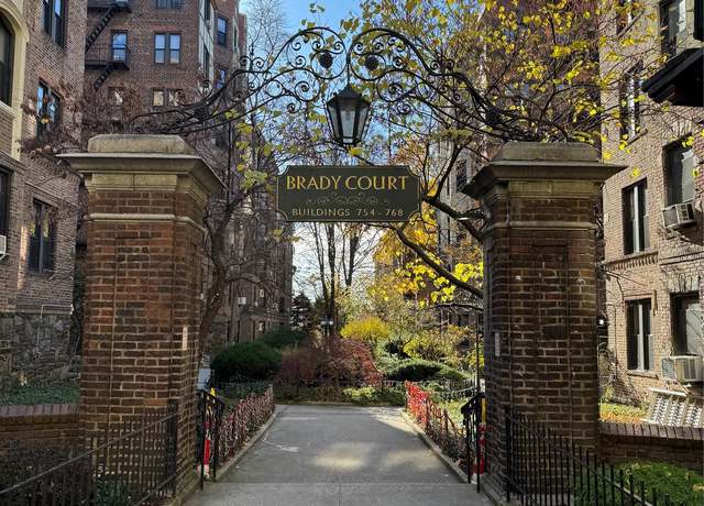 Property at 754 Brady Ave #604, Bronx, NY 10462, 2 beds, 1 bath