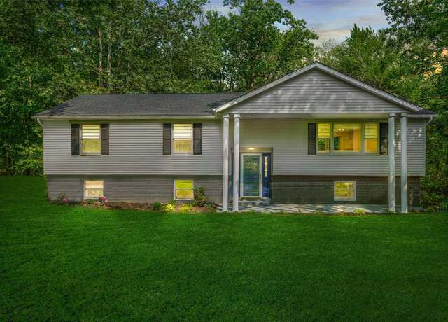 Property at 17 Dogwood Knls, Highland, NY 12528, 3 beds, 2.5 baths