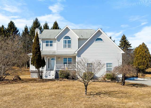 Property at 44 Orion Ave, Monroe, NY 10950, 4 beds, 2.5 baths