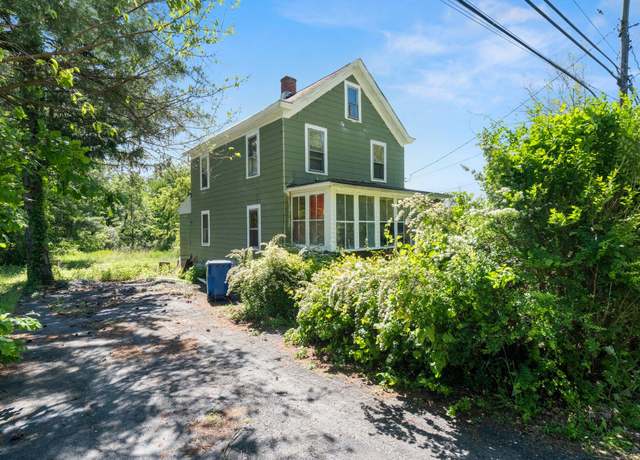 Property at 917 Flatbush Rd, Kingston, NY 12401, 2 beds, 1 bath