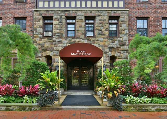 Property at 4 Maple Dr Unit 6-0, Great Neck, NY 11021, 1 bed, 1 bath