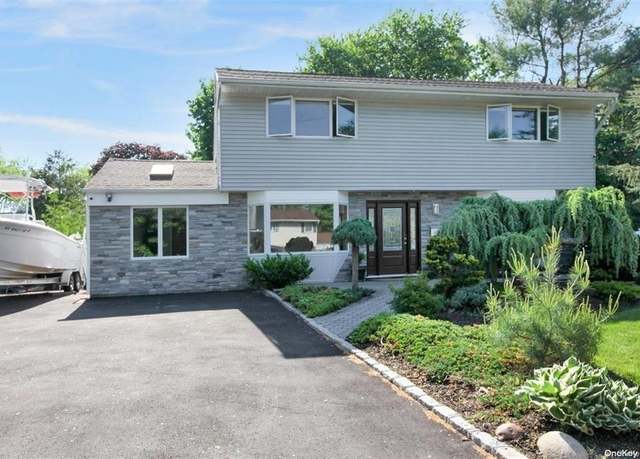 Property at 14 Cornfield Ln, Commack, NY 11725, 3 beds, 2 baths