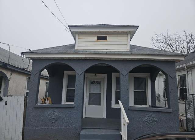 Property at 38 Marvin St, Far Rockaway, NY 11691, 4 beds, 1 bath