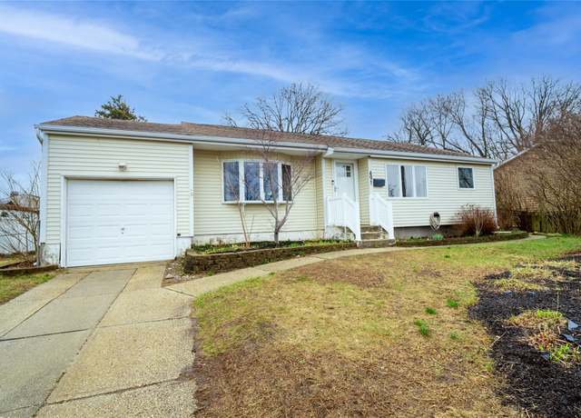 Property at 491 Wicks Rd, Brentwood, NY 11717, 3 beds, 1 bath