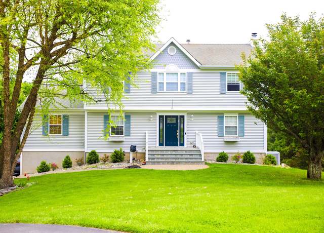 Property at 10 Courtney Ln, Brewster, NY 10509, 4 beds, 3.5 baths