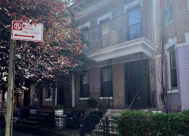 Property at 132 Euclid Ave, Brooklyn, NY 11208, 5 beds, 2 baths