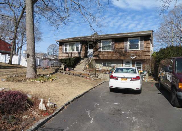 Property at 15 Walnut Ave, Farmingville, NY 11738, 5 beds, 2 baths