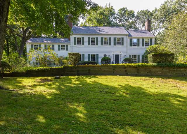 Property at 36 The Gln, Locust Valley, NY 11560, 5 beds, 5.5 baths