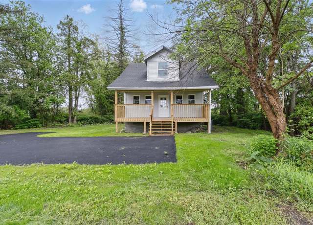 Property at 809 Broadway/route 9W, Ulster Park, NY 12487, 3 beds, 2 baths