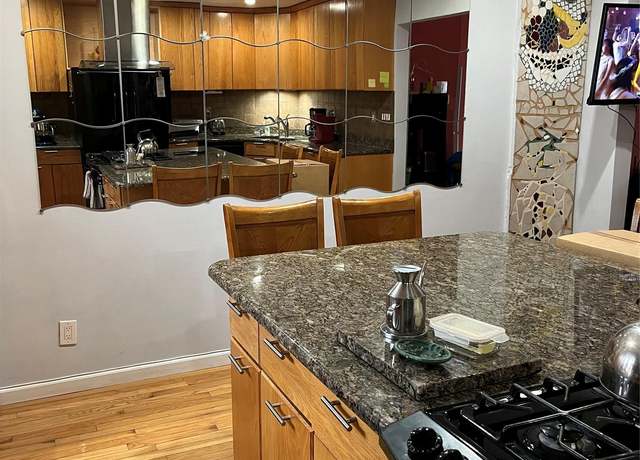 Property at 3339 Kingsland Ave, Bronx, NY 10469, 3 beds, 2.5 baths