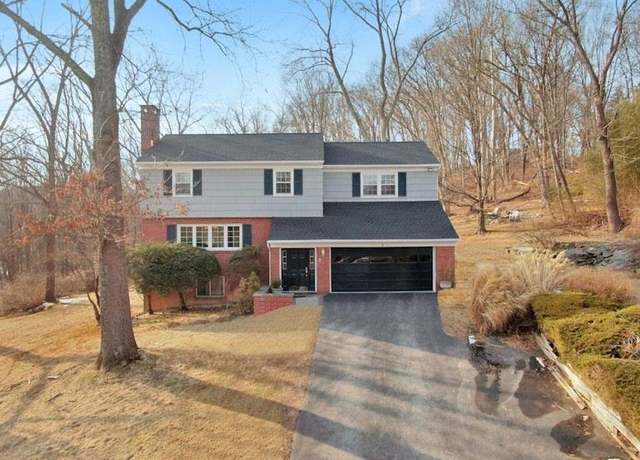 Property at 3 Courtmel Rd, Mount Kisco, NY 10549, 4 beds, 2.5 baths