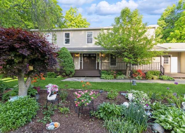Property at 18 Lockhart Ln, Highland, NY 12528, 4 beds, 2.5 baths